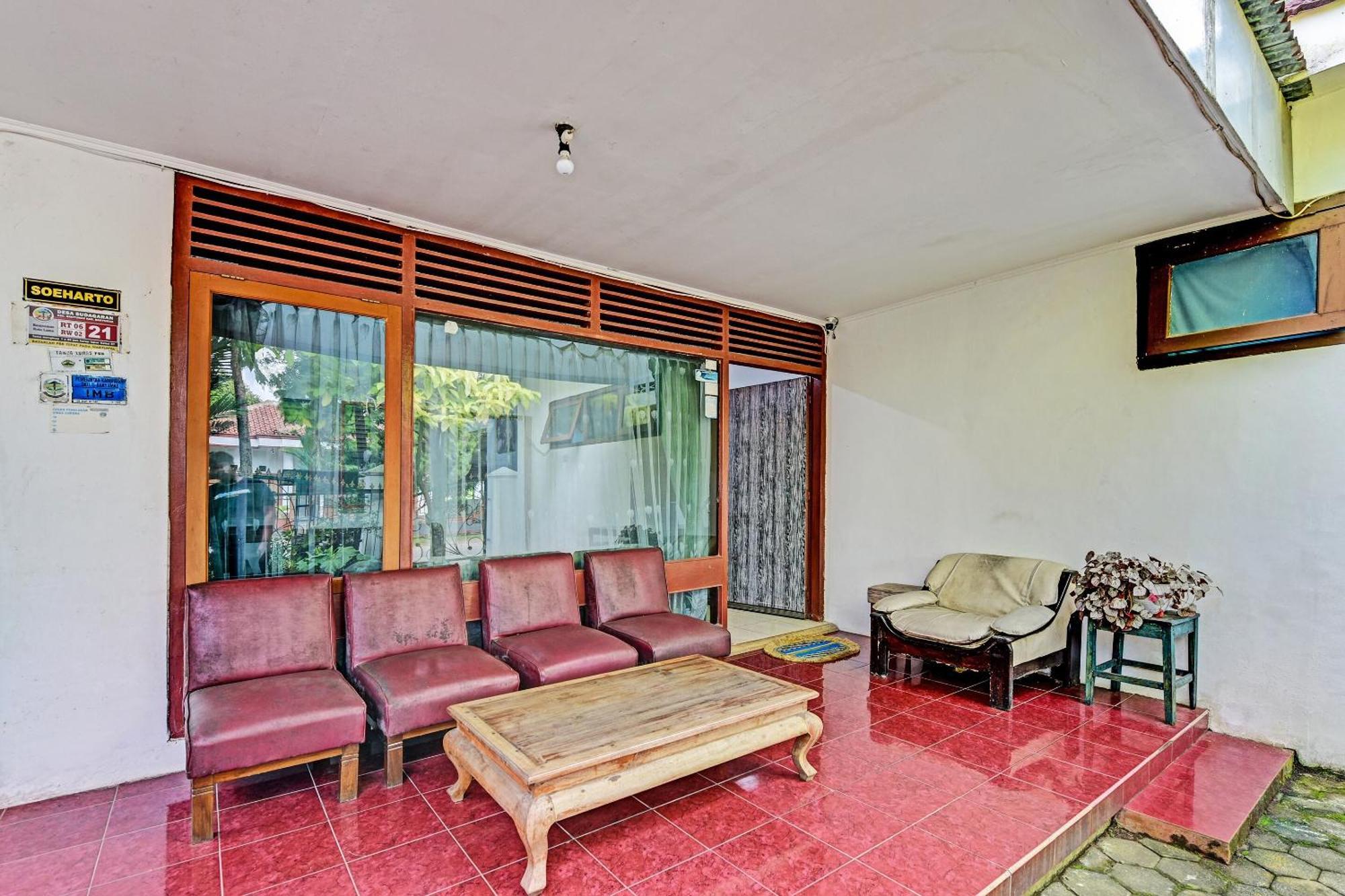 Spot On 91372 Wisma Bulin ปูร์โวเคอร์โต ภายนอก รูปภาพ